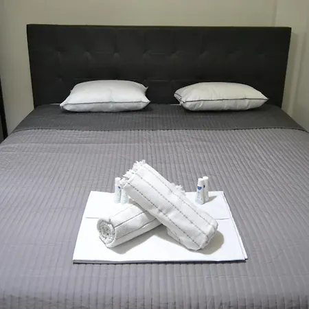 Luxury In Downtown דירה